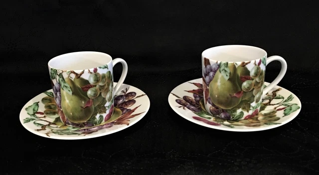 LAZEIRAS - PORCELAINE de LIMOGES  - PAIRE de TASSEs et SOUS TASSES MOKA POIRE