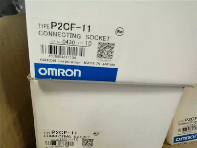1PC NEW OMRON Relay Socket P2CF-11 P2CF-11