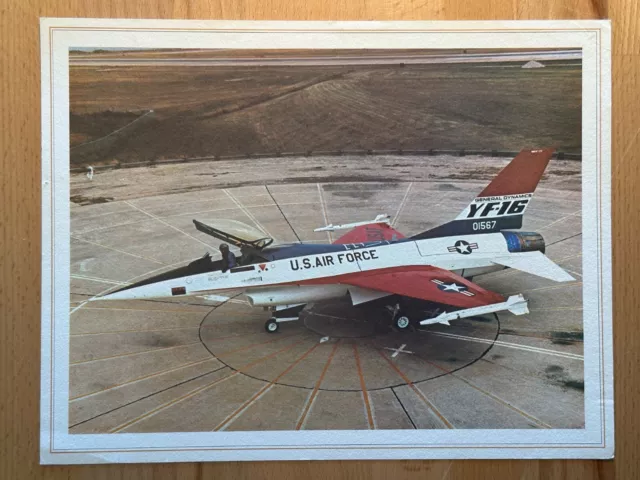 GENERAL DYNAMICS F-16 FIGHTING FALCON MFG PHOTO USAF YF-16 8.5x11