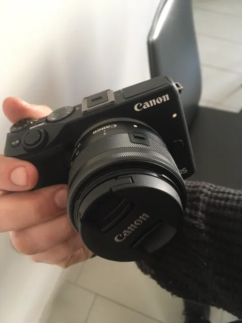 Canon EOS M3 mirrorless in ottime condizioni con 15-45 IS STM