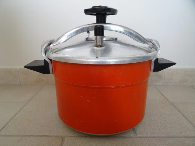COCOTTE MINUTE SEB 8 litres Aluminium - Bon état EUR 14,40 - FR