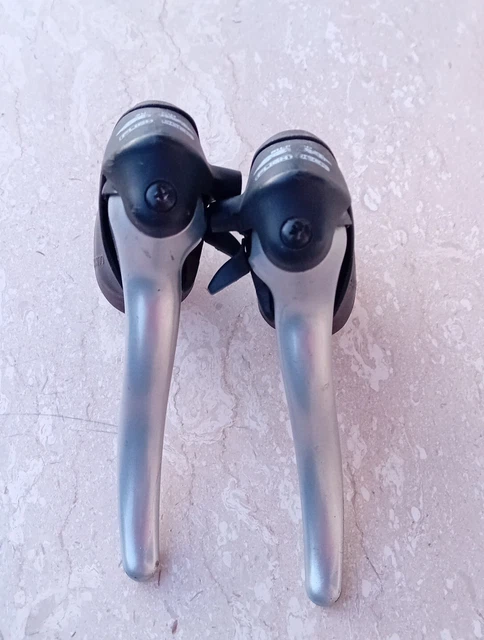 Shimano rsx dans poignées de frein de vélo
