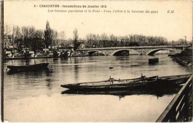 CPA Charenton Les bateaux parisiens et le Pont (1348757)