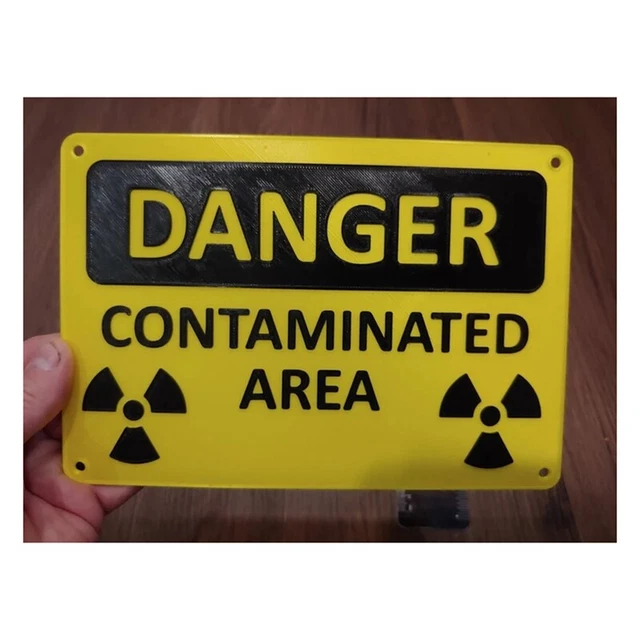 Vsafety Segnale Di Avvertimento "Radiation Controlled Area", 150x200mm, In Plastica Rigida 1mm, Conforme EN ISO 7010