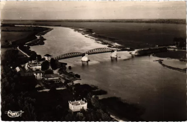 CPA Pont de Vaux vue aerienne La Saone et le Pont (1344266)