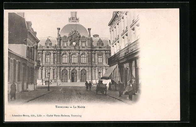 CPA Tourcoing, La Mairie