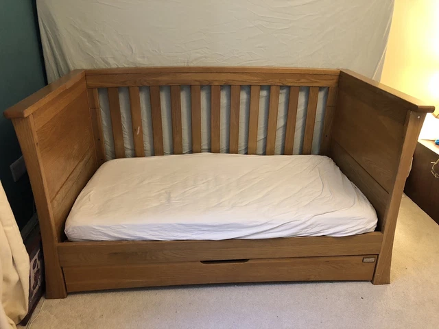 MAMAS PAPAS Ocean Cot Day Bed Dark Oak 400.00 PicClick UK