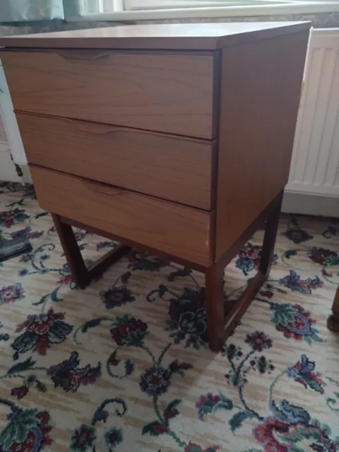 Vintage Mid Century Europa Chest Of Drawers