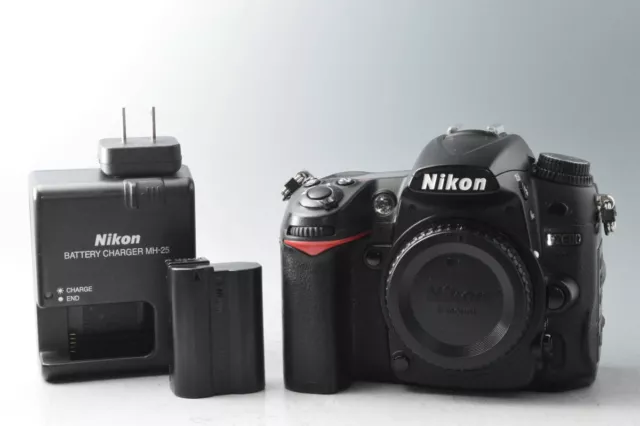 [MINT] Nikon D7000 16.2 MP SLR Digital Camera Body
