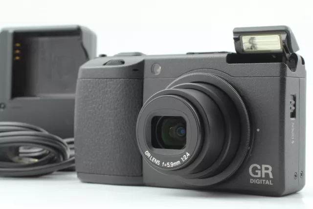 [MINT / SH: 327 ] RICOH GR DIGITAL II 10.1MP Digital Camera Black From JAPAN