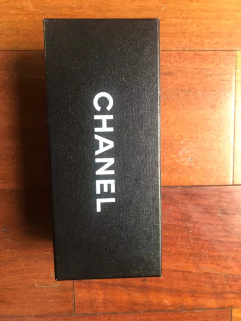 Chanel eye glasses - Gem