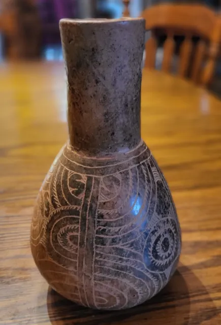 Gorgeous Beautifully Engraved Haley Water Bottle Ancient American Indian Pottery