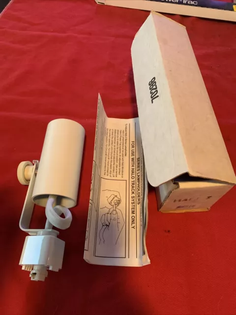 Cooper Lighting Halo Power-Trac L1700PXH Lamp Holder Light Fixture White NOS