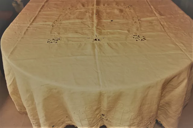 Service de table N°28  2 nappes 168 x 168cm  +24 serviettes coton lin écru brodé