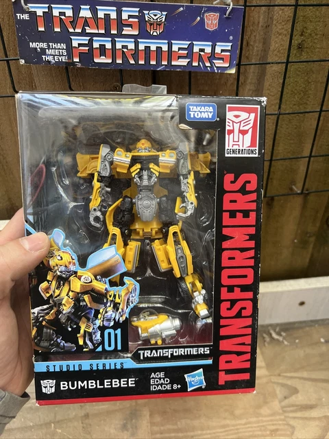 Transformers Studio Series 117 Deluxe Class, action figure convertibile da 11 cm di Bumblebee ispirata al film Transformers: Bumblebee - Hasbro Pulse