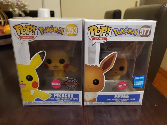 Funko POP! Pokemon - Pikachu (Flocked) #553 (Special Edition