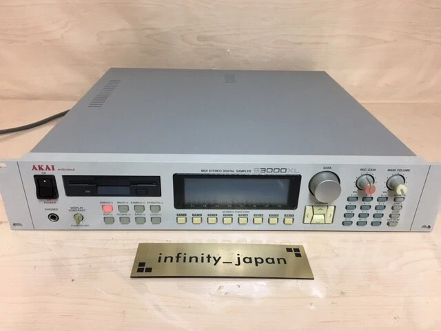 Akai S3000XL Digital Stereo Sampler free shipping fast shipping from japan