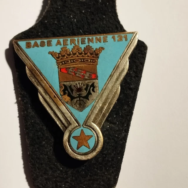 INSIGNE PUCELLE DRAGO Paris Propatria Et Humanite Ref Ap162/2 EUR 5,00