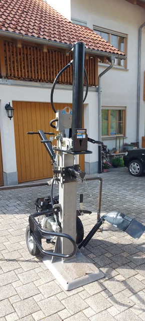 Holzspalter Jansen TS-22B, 22 t, Stammheber, Benzinmotor 9 PS, Briggs & Stratton