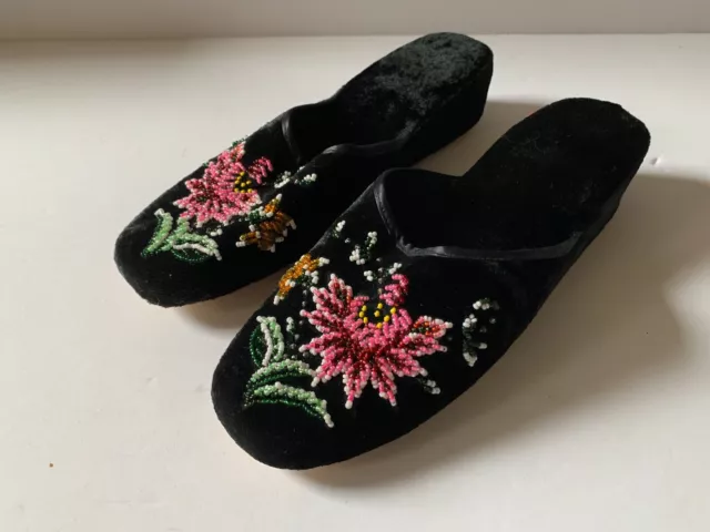 Vintage Made in China Beaded  Embellished Black Velvet Slippers