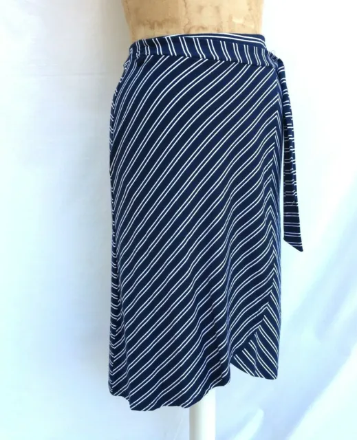 ADRIENNE VITTADINI Navy Blue White Striped Wrap Skirt Womens MEDIUM 8 10