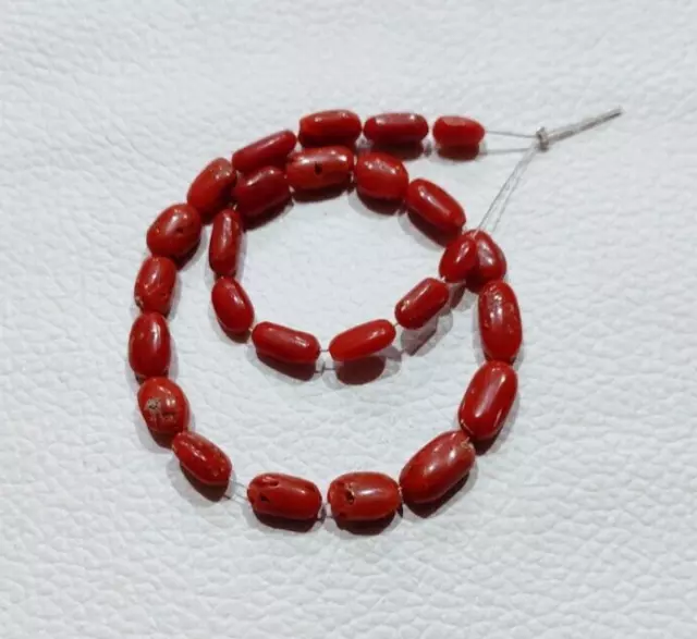 Perles de corail rouge italien 100 % naturelles. Perles de corail de mer...