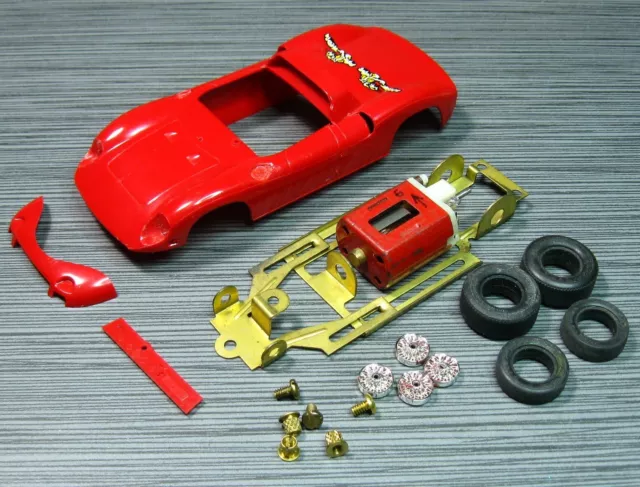 1960s SLOT CAR MoNoGrAm FERRARI 275-P Body/parts NOS brASS CHASSIS VINTAGE 1/32