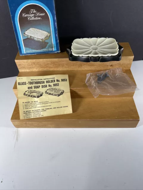 NOS IN THE BOX Vintage Amerock Carriage House Soap Dish Wall Mounted READ