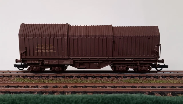 Wagon trémie à charbon avec toit basculant de Roco en Ho - Modélisme