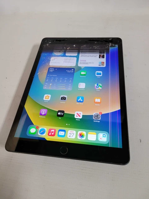 Apple iPad 8th Gen 32GB (A2270) - READ
