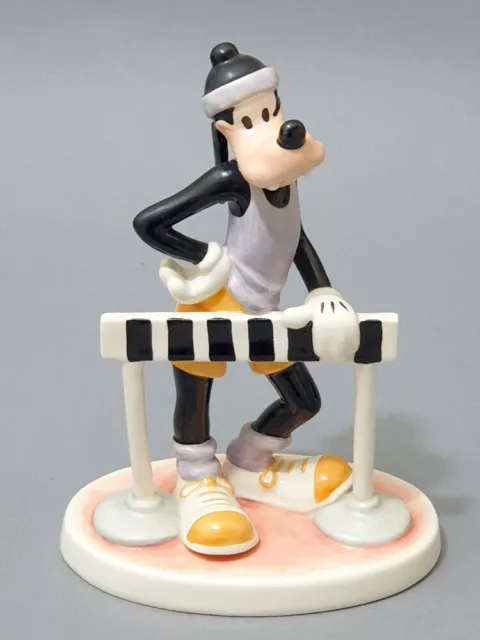 Vintage Hummel Goebel Disney Figur Hürdenläufer Goofy Figure Figurine