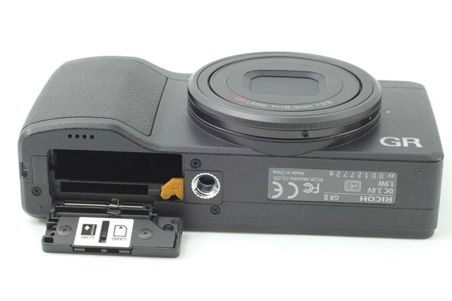 [MINT in Box] RICOH GR II 16.2MP Digital Compact Camera Black From JAPAN 8