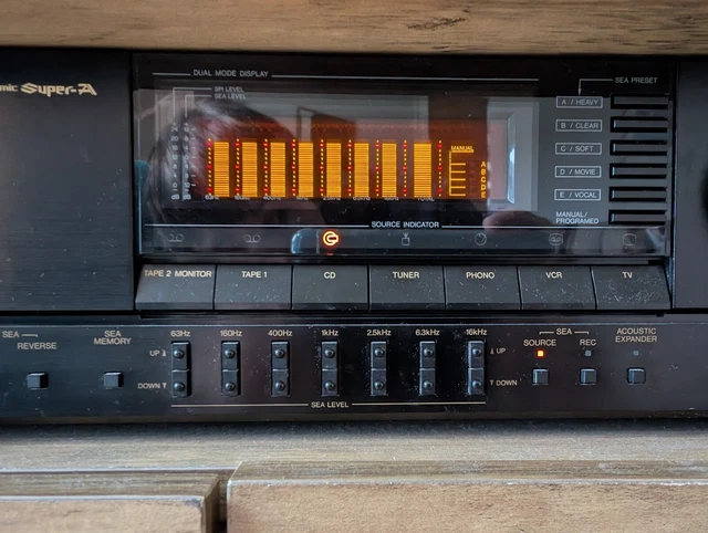 JVC AX-R551 HI-FI Integrated Amplifier with 7 band Equalizer - Partly ...