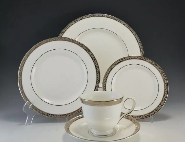 Lenox Landmark Platinum 5 -5 Piece Place Setting FOR ROAD Only