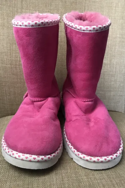 UGG Australia Classic Short Suede Boot Pink Women’s Size 8 Hearts Trim RARE