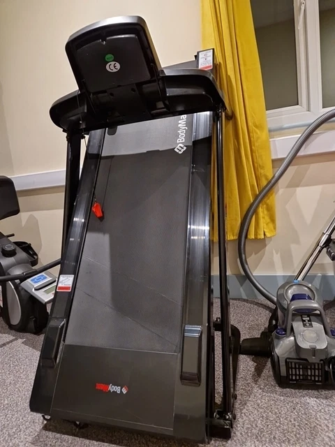 BODYMAX T100 MOTORIZED Folding Treadmill Brand New Boxed