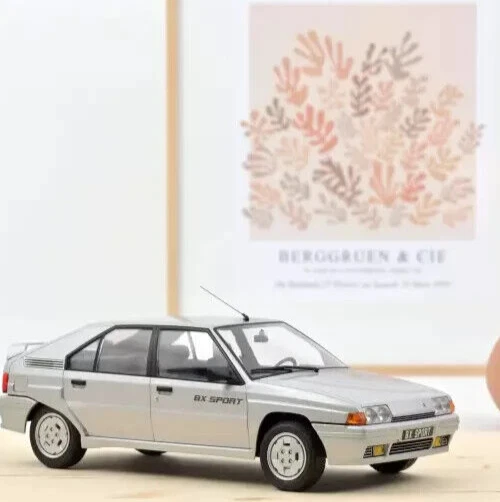 Lot De Modèles Réduits Norev - Citroën BX, Peugeot 604, Etc. - Échelle 1:43 - Occasion