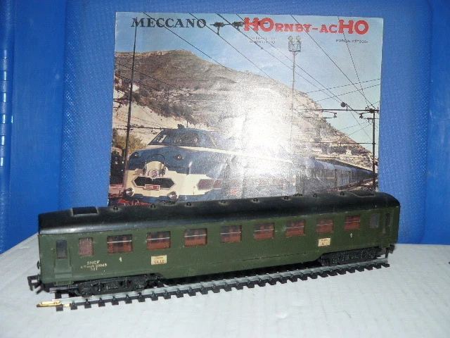 TRAIN ECHELLE HO HORNBY LOCOMOTIVE TYPE BB 16009 DE La Sncf Echelle 1 87 Eme