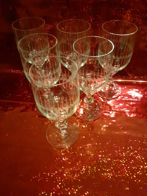 Lot De 6 Verre A Vin rouge  En Cristal  Baccarat Saint Louis ?