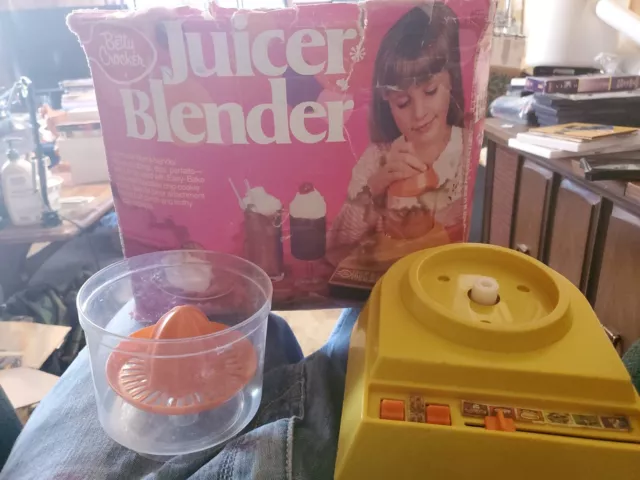 Vintage 1979 Betty Crocker Juicer Blender By Kenner 1970’s Kitchen Toy
