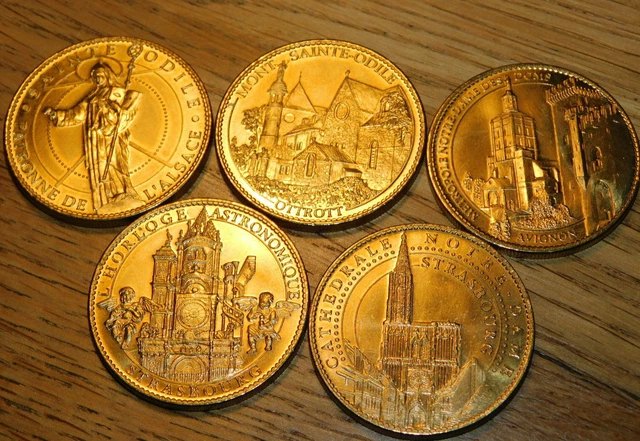 LOT 5 MEDAILLE cathedrales et sanctuaires de france ARTHUS BERTRAND odile ALSACE