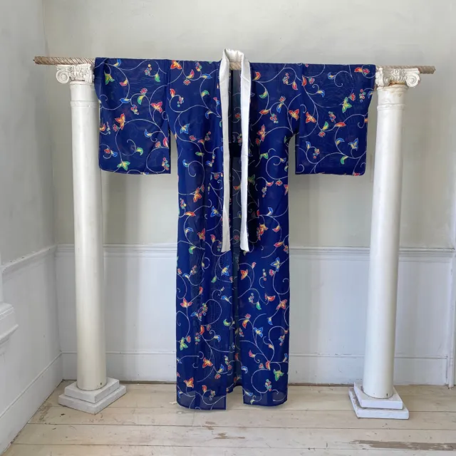 Vintage hand stitched blue LOVELY Japanese Kimono silk Woman&#39;s clothing clo