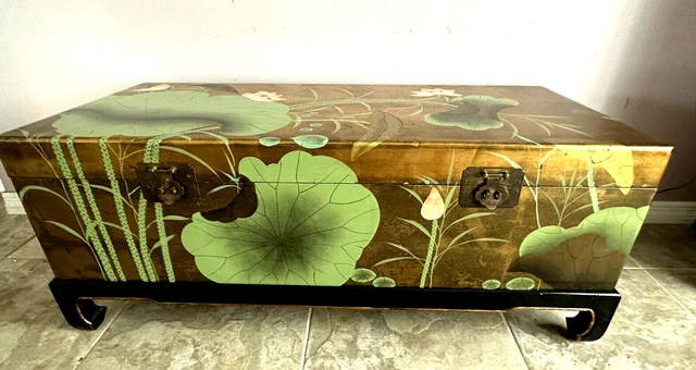 Vtg Chinese Black & Gold Leaf Lacquered Lotus & Leaf  Chest /Trunk & Stand (2Pc)