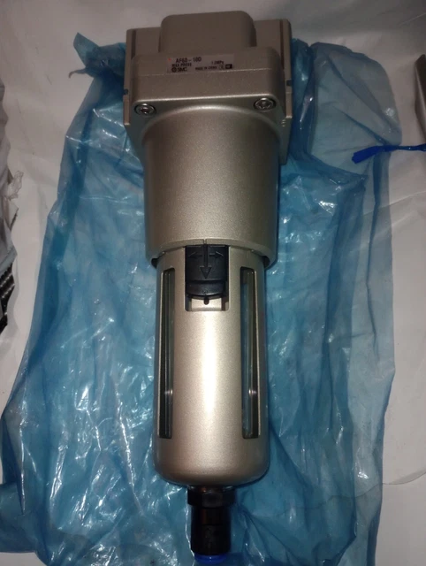 NEW GENUINE SMC AF60-10D FILTER, 1.0MPa