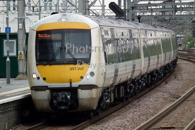 CLASS 357 357201, 4 car EMU, in C2C at Stratford £0.95 - PicClick UK