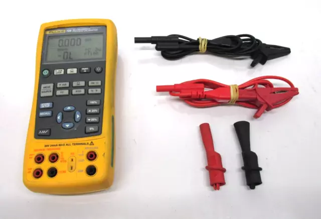 Fluke 725 Multifunction Process Calibrator BR. Fluke 725 Multifunction Process Calibrator BR.
