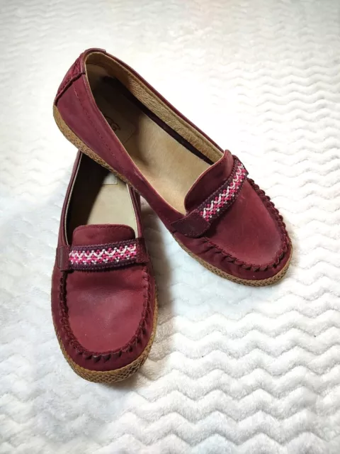 UGG Leather Loafers Women's Size 7 Red Suede Comfort Slip-Ons Flats Boho Casual