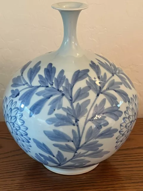 Antique Japanese Export Blue and White Bough Vase early 20th Cent. Signed, MB497