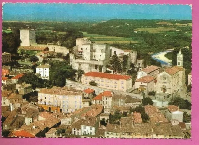 26 - MONTELIMAR - La Haute Ville; Vue aérienne sur le Quartier du Château