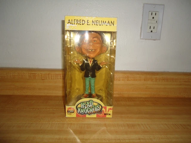 Neca head Knockers Alfred E. Neuman "MAD" Hand Painted Bobble-Head